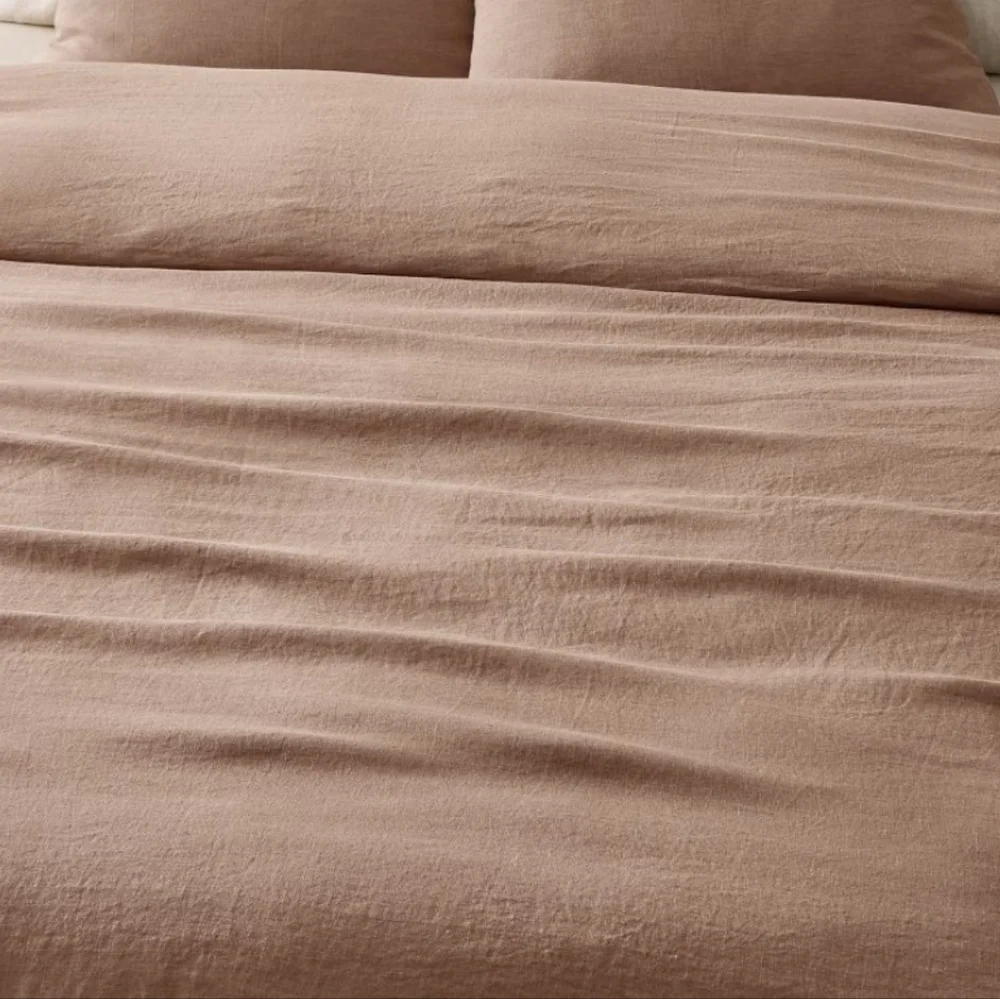 Signature TENCEL™ Linen King Duvet Cover,Color Mulberry,Retail Price $249.00 USD